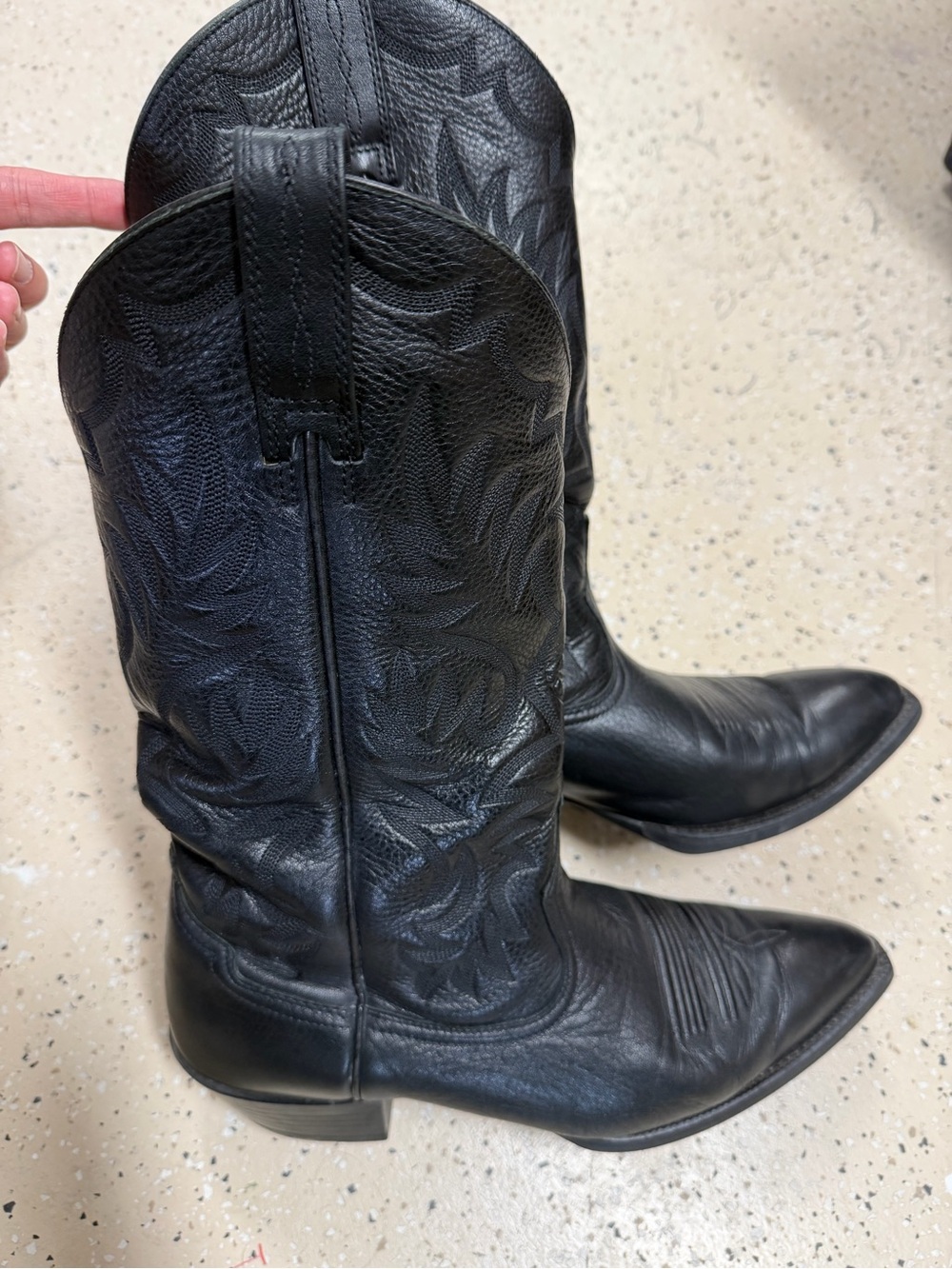 Ariat Men’s 10.5 EE Heritage Black Leather Western Cowboy Boots #35105